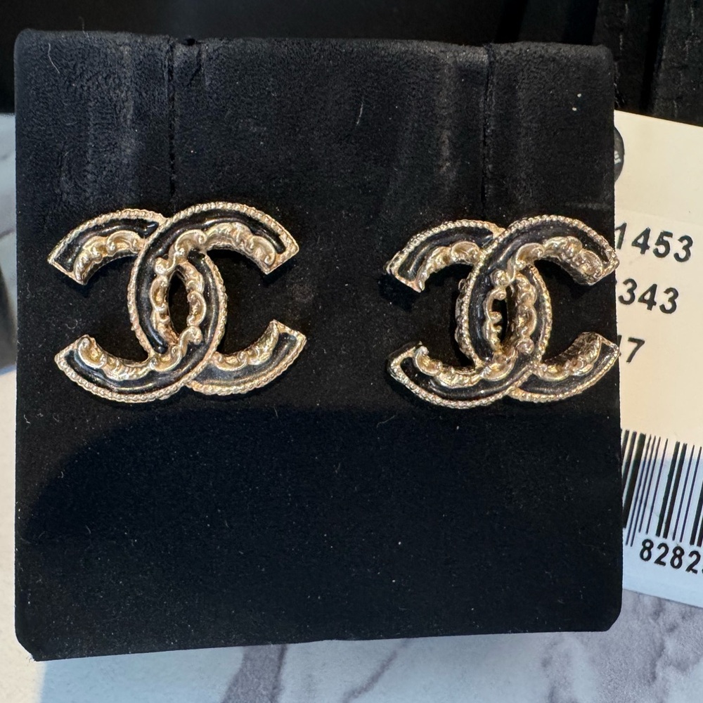 Chanel Earrings - Picture 3 of 12